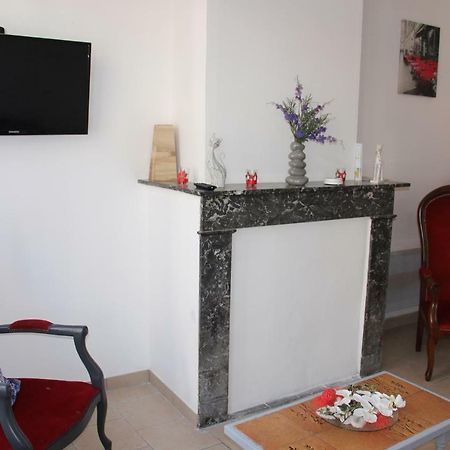 Apparts St Sepulcre แซ็งดอแมร์ ภายนอก รูปภาพ